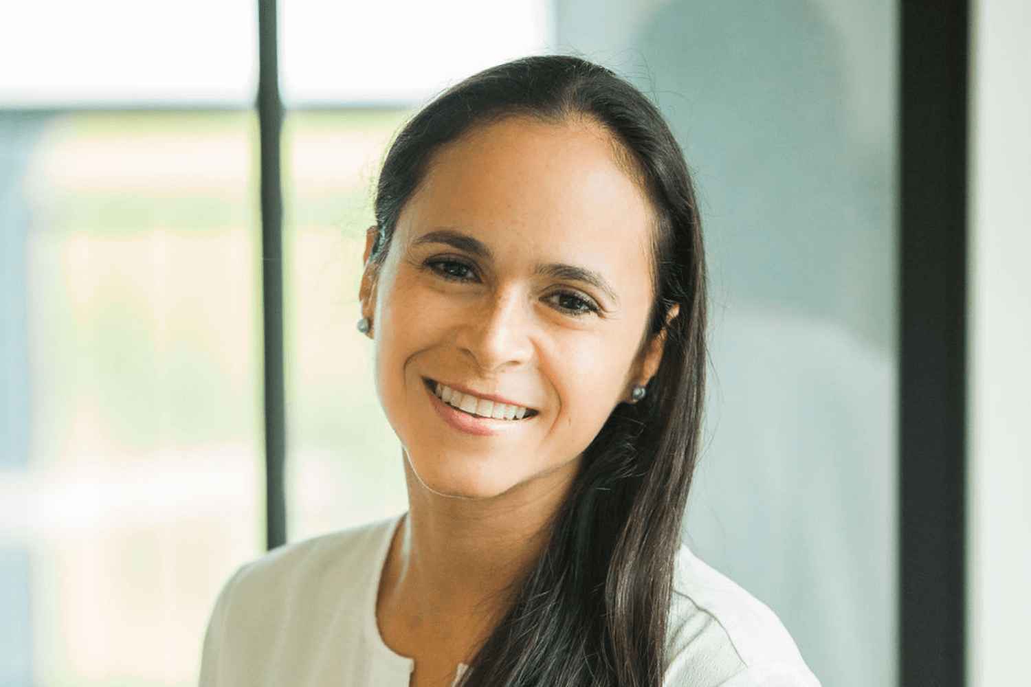 Juliana Johnson, directrice principale des prix de détail et de l’approvisionnement de Gildan.